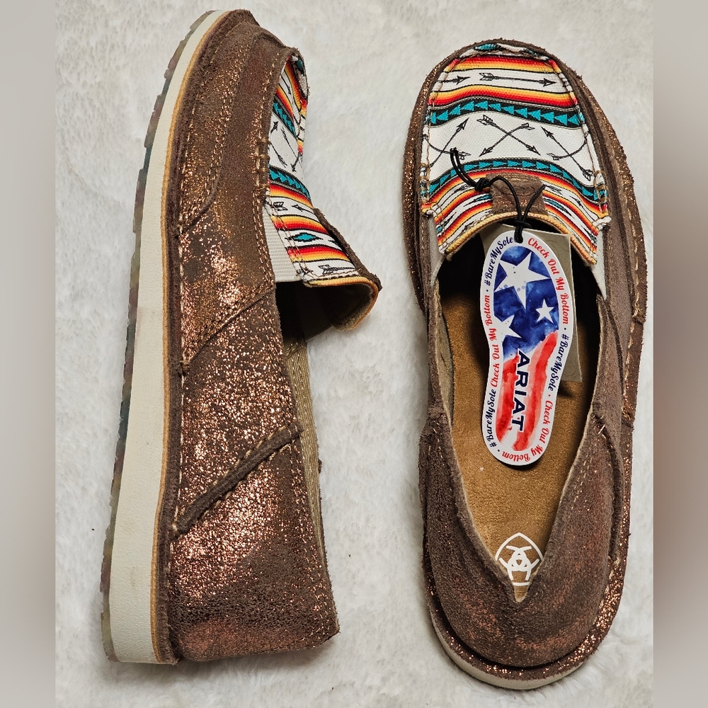 NWT AriatWomen's Leather and Print Cruiser Slip-Ons Size 9